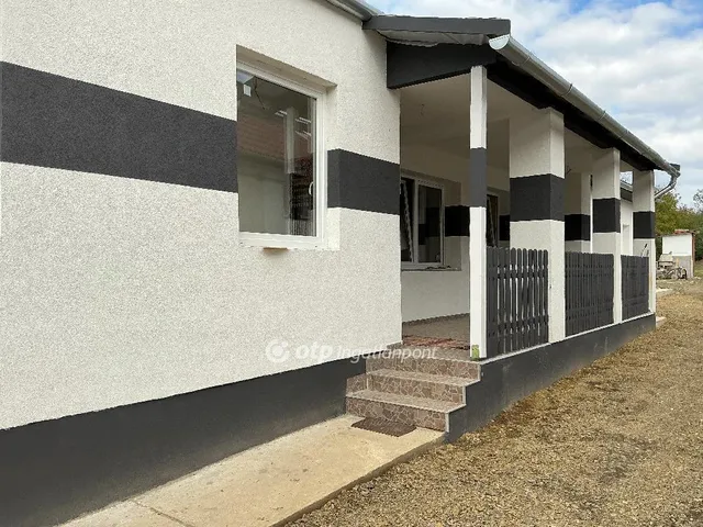 Eladó ház Rakamaz 100 nm