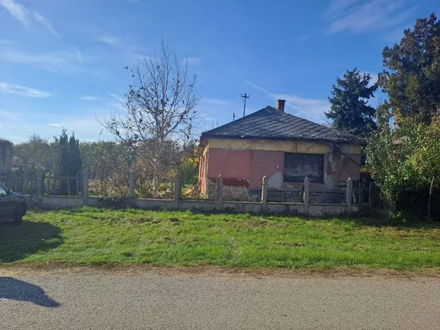 Eladó telek Napkor 2280 nm