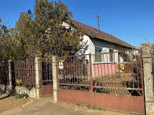 Eladó ház Magy 80 nm