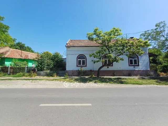 Eladó ház Tiszavasvári 97 nm