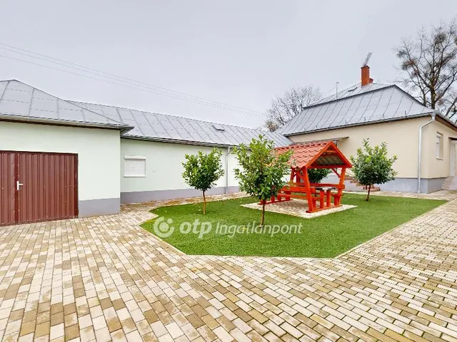 Eladó ház Mándok 100 nm