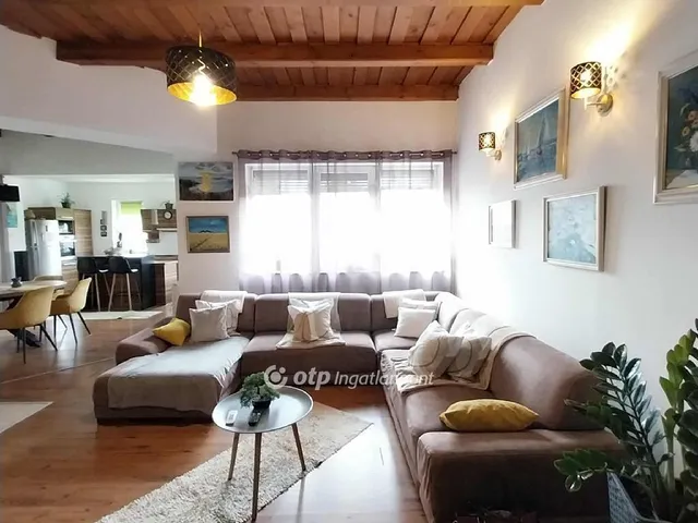 Eladó üdülő és hétvégi ház Nyíregyháza 202 nm