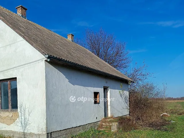 Eladó ház Apagy 80 nm