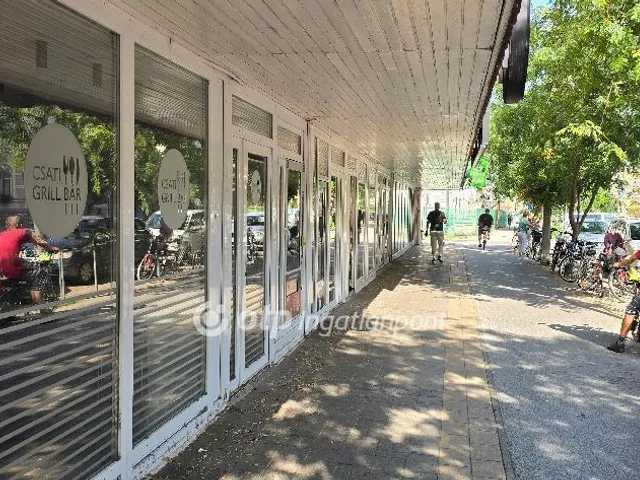 Eladó kereskedelmi és ipari ingatlan Hajdúböszörmény 80 nm