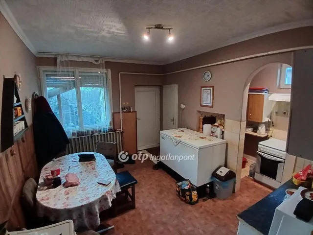 Eladó ház Döge 100 nm