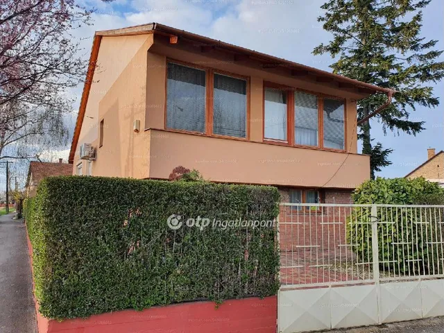 Eladó ház Hajdúnánás 140 nm