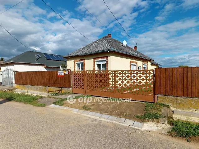 Eladó ház Ibrány 90 nm