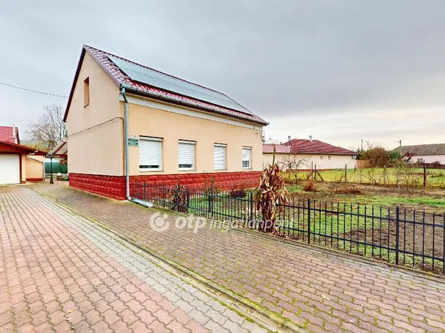 Eladó ház Nagykálló 82 nm