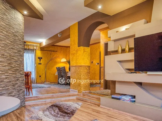 Eladó ház Tiszavasvári 180 nm