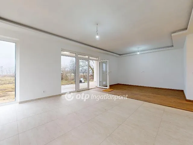 Eladó ház Levelek 102 nm