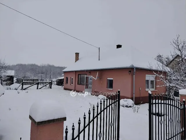 Eladó ház Kölcse 56 nm