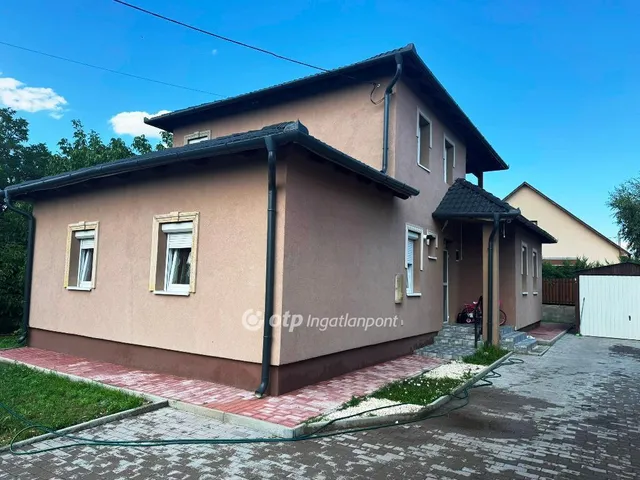 Eladó ház Poroszló 120 nm