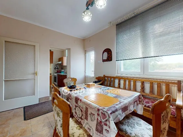 Eladó ház Nagyhalász 93 nm