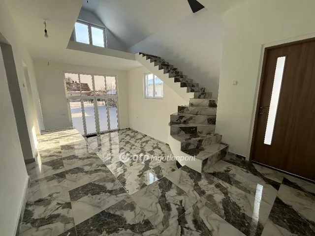 Eladó ház Nyírtelek 192 nm