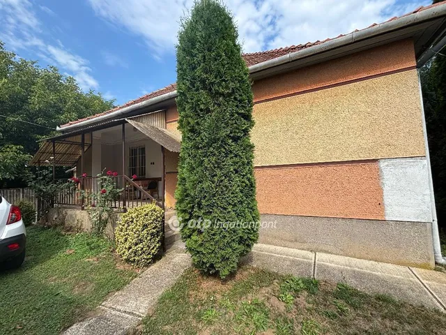 Eladó ház Dombrád 96 nm