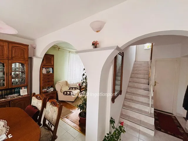 Eladó ház Tiszavasvári 173 nm