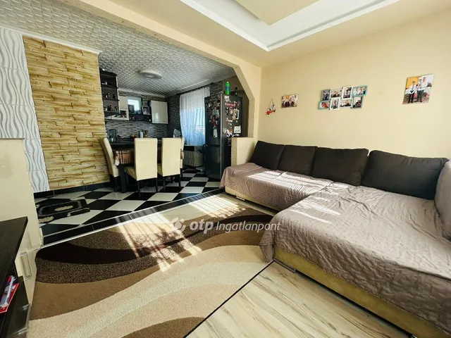 Eladó ház Ajak 130 nm