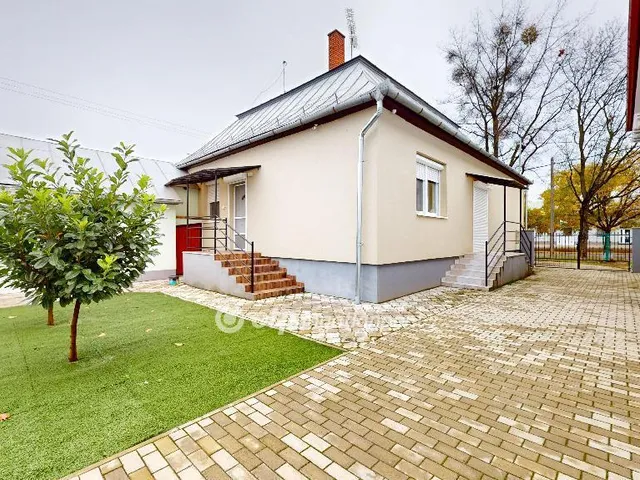 Eladó ház Mándok 100 nm