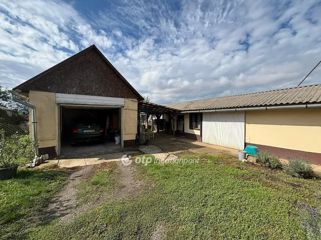 Eladó ház Szorgalmatos 113 nm