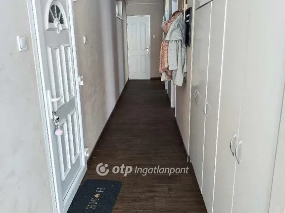 Eladó lakás Tiszavasvári 59 nm