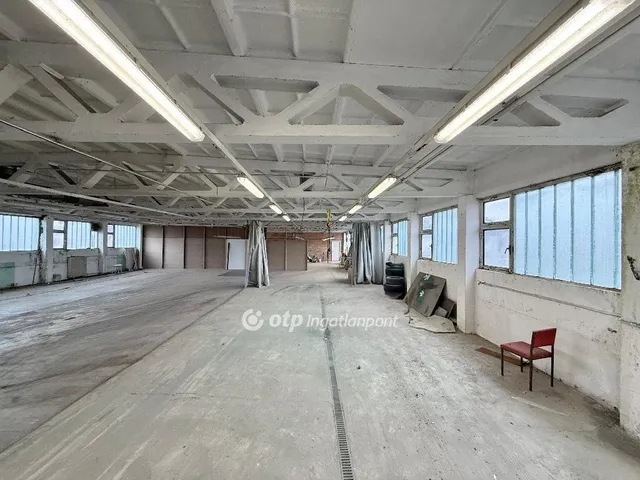 Eladó kereskedelmi és ipari ingatlan Záhony 800 nm