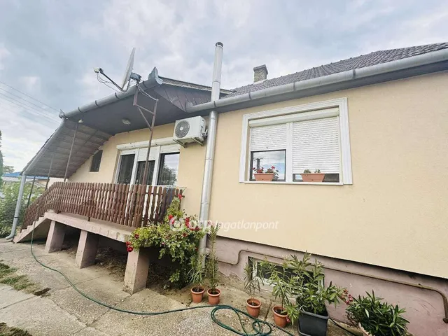 Eladó ház Kékcse 135 nm