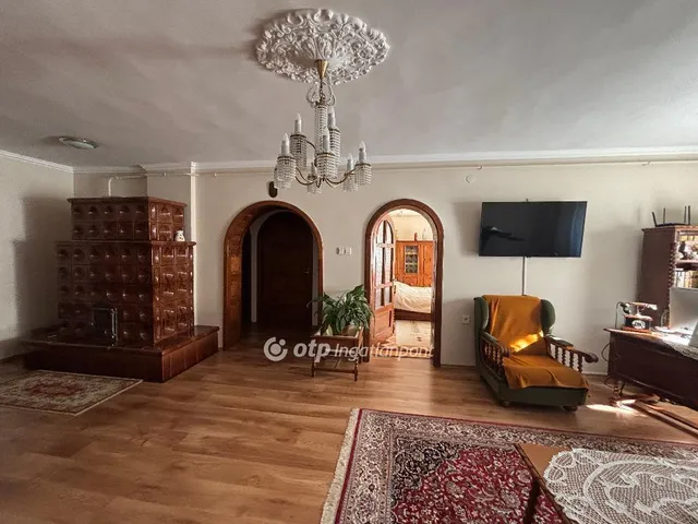 Eladó ház Kisvárda 253 nm