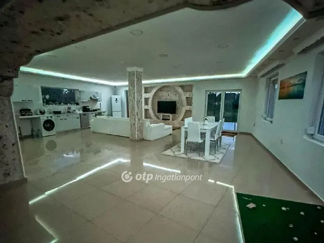 Eladó ház Rohod 140 nm