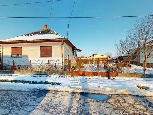 Eladó ház Fehérgyarmat 79 nm