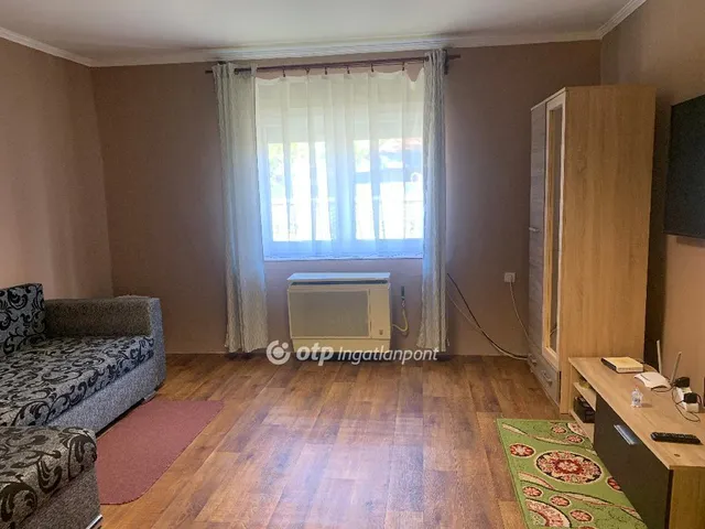 Eladó ház Levelek 61 nm