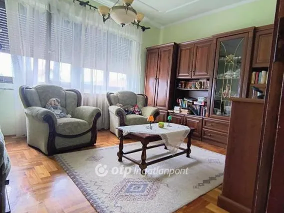 Eladó ház Pátroha 140 nm