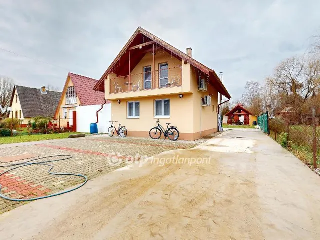 Eladó üdülő és hétvégi ház Levelek 48 nm