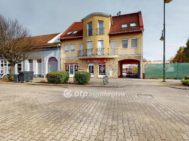 Eladó garázs Hajdúnánás 17 nm