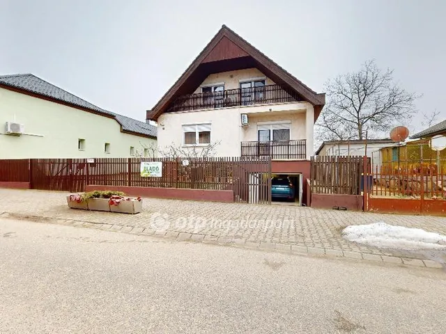 Eladó ház Nagykálló 180 nm