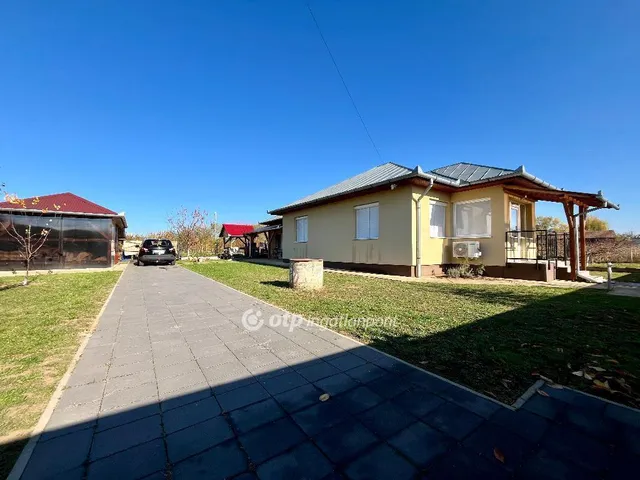 Eladó ház Kállósemjén 96 nm