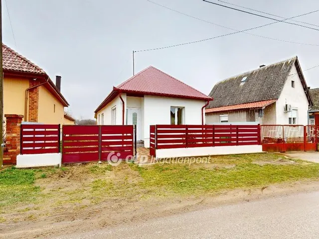 Eladó ház Tiszabezdéd 93 nm