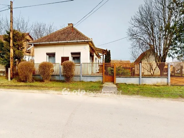Eladó ház Tiszavasvári 63 nm