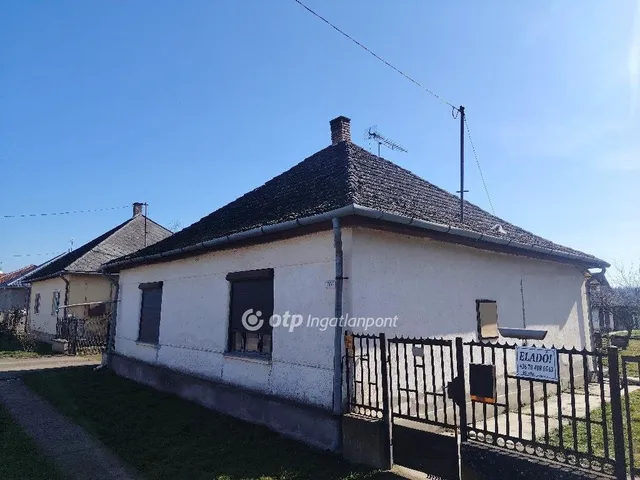 Eladó ház Kölcse 70 nm