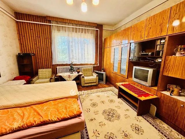 Eladó ház Téglás 63 nm