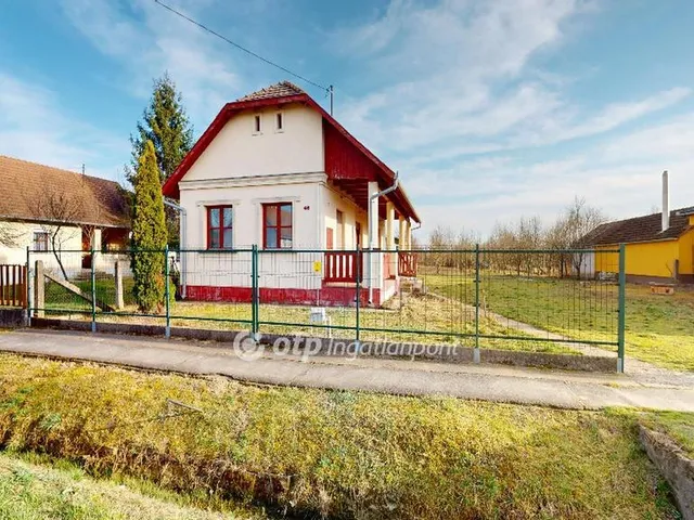 Eladó ház Gulács 72 nm