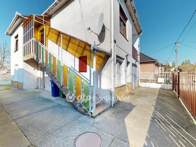 Eladó ház Gégény 164 nm