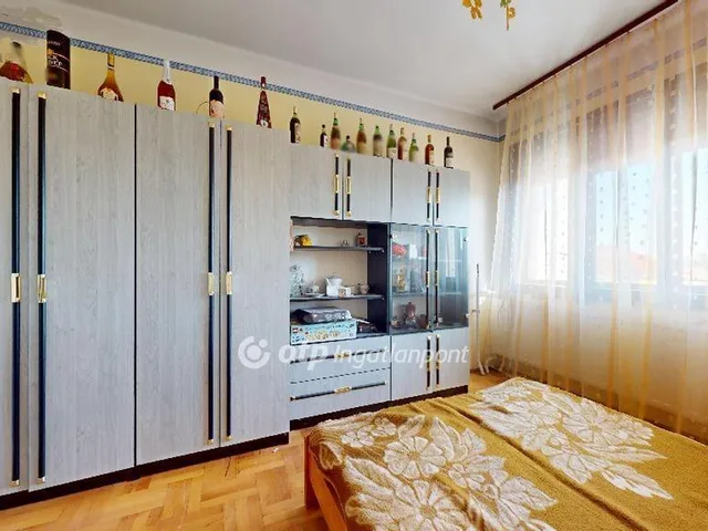 Eladó ház Gégény 164 nm