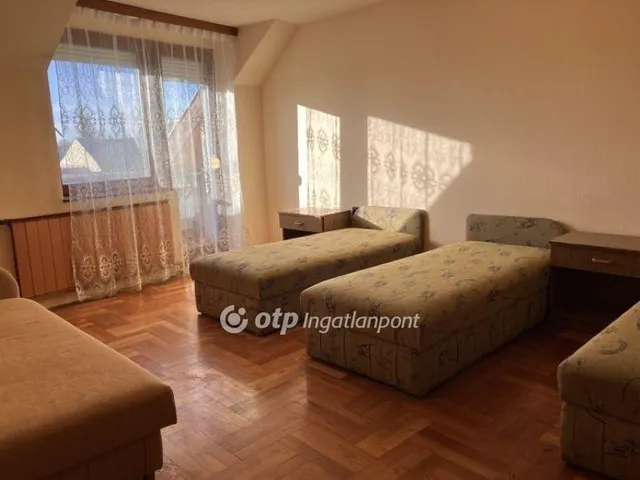 Eladó lakás Nyíregyháza 140 nm