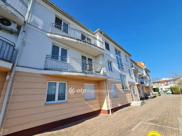 Eladó lakás Hajdúszoboszló 77 nm