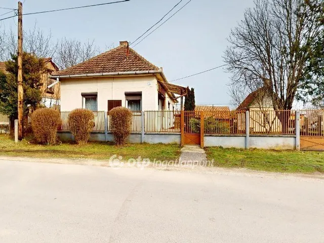 Eladó ház Tiszavasvári 63 nm