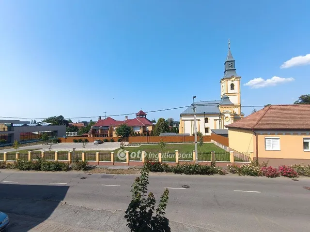 Eladó lakás Kisvárda 90 nm