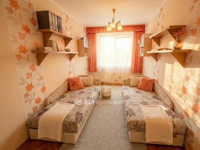 Eladó lakás Nyíregyháza, Érkert 55 nm