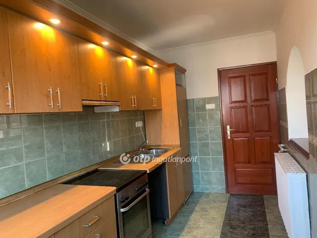 Eladó ház Tiszavasvári 130 nm