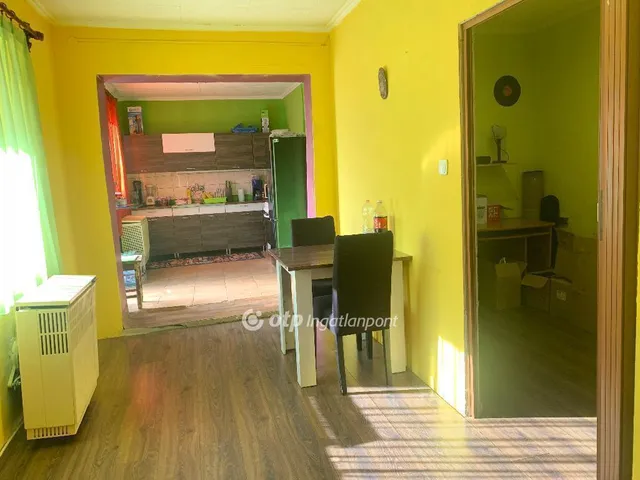 Eladó ház Levelek 61 nm