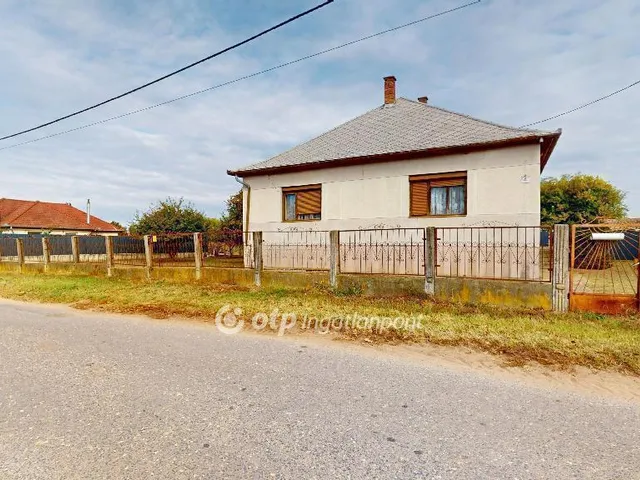 Eladó ház Kálmánháza 114 nm